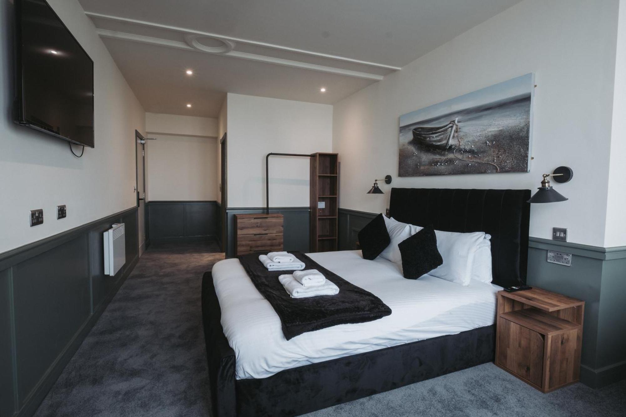 Hotel The Royal Bar & Shaker Morecambe Zewnętrze zdjęcie